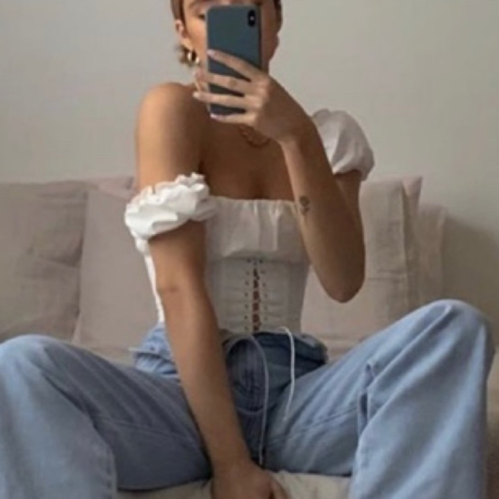 Forever 21 white crop top